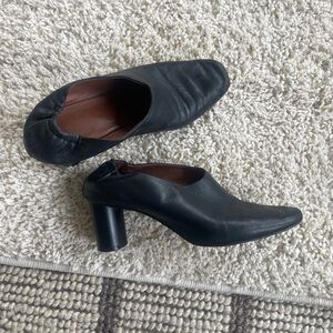 Grey Matters Black Micol Pumps